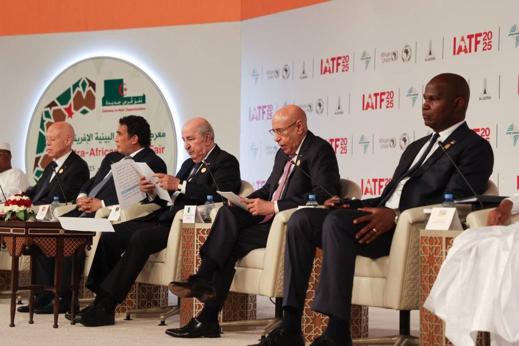 O Presidente Chapo defende que africanos devem construir o futuro do continente